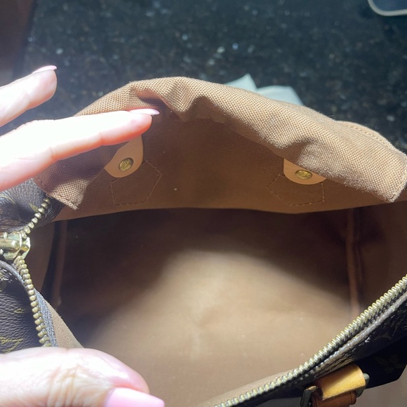 Authentic LV Speedy 25 in great condition, just how you see it in the pictures. - Picture 11 of 14